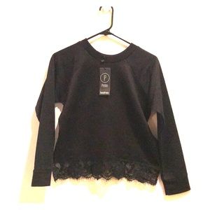 NWT Boohoo Petite Crew Neck Sweatshirt